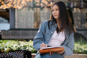 a student thinking of the curriculum
